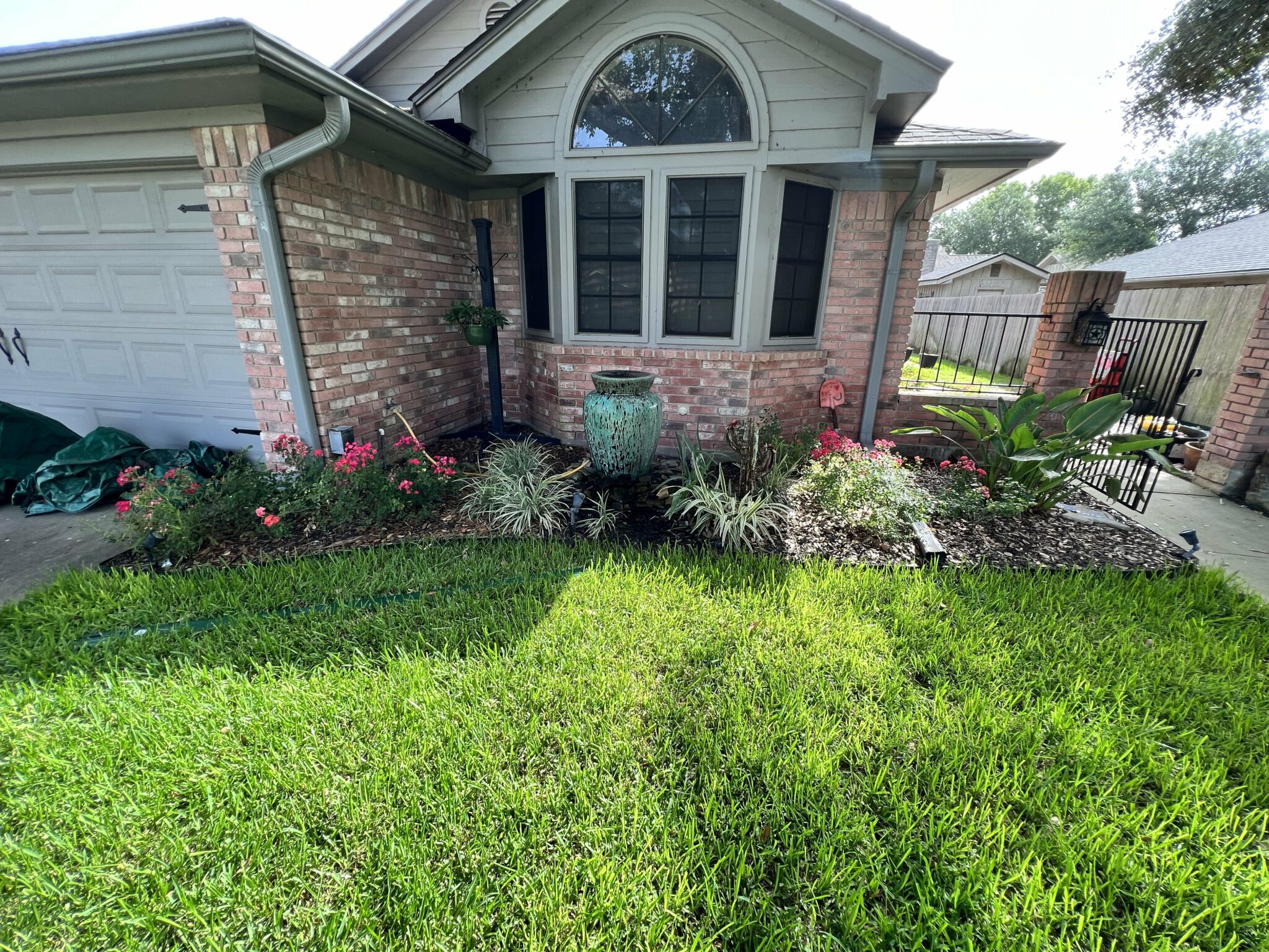 Landscaping and Lawn Maintenance Victoria, Texas